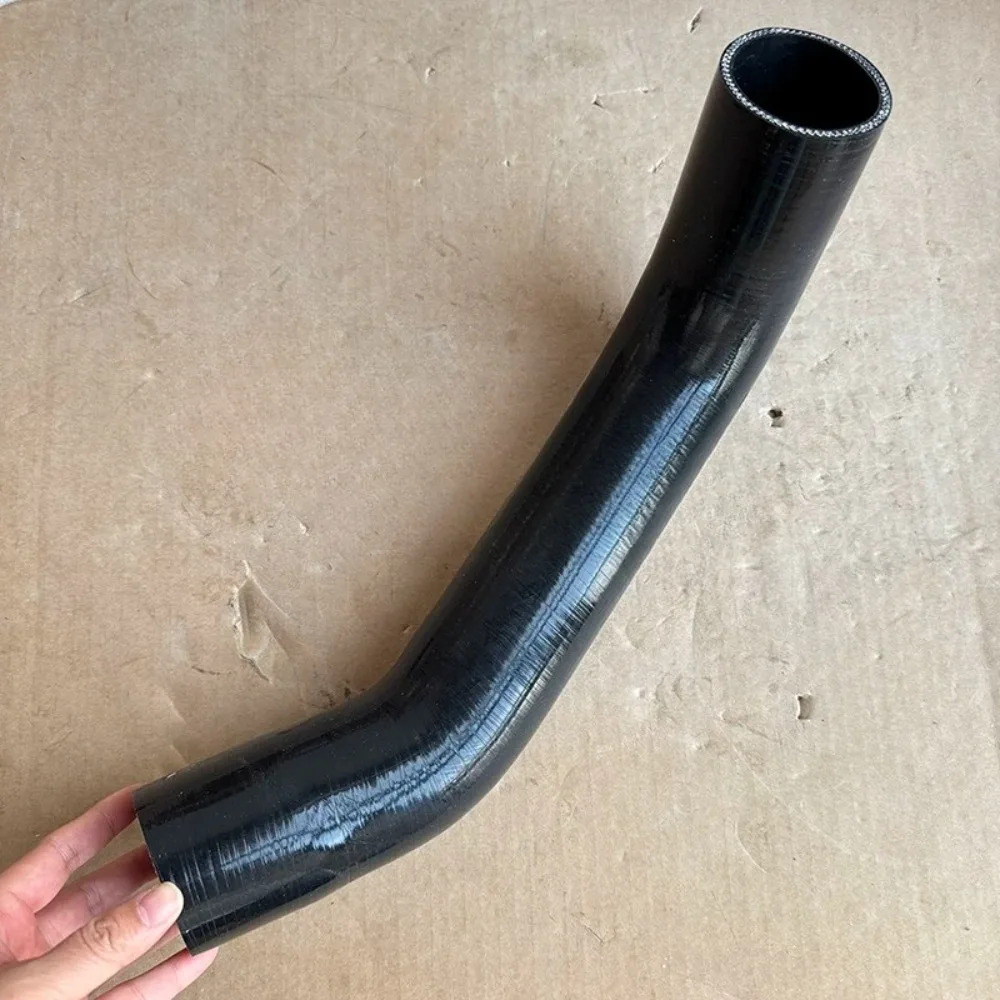 21133830 21390591 Multi-Layer Wire-Reinforced Explosion-Proof Type Water Supply Pipe for Volvo FH Trucks