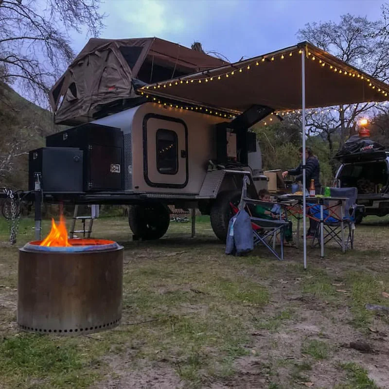 Die leichten kleinen Offroad-Anhänger von Ecocampor sind für Abenteuer gebaut