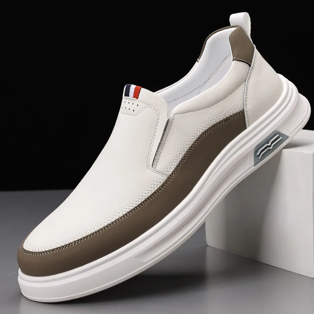 

Soft Leather Men's Slip-On Driving Shoes Spring 2026 Casual Style Bean Bean Shoes Easy to Wear Comfortable for Daily Use