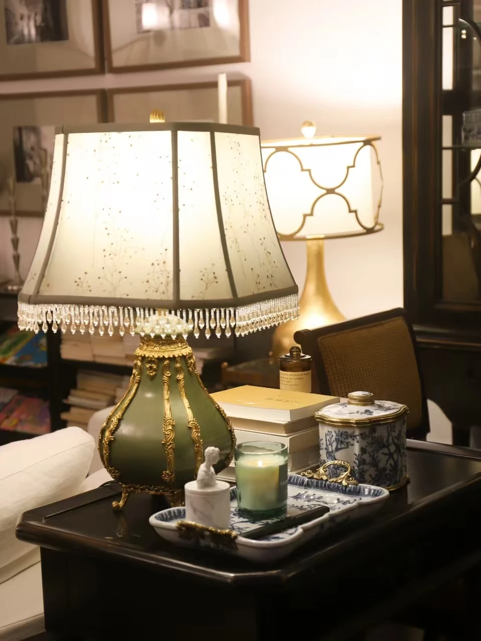 &c Modern Luxury Porcelain Table Lamp with Brass Green Design Home Decorative Element for Living Space