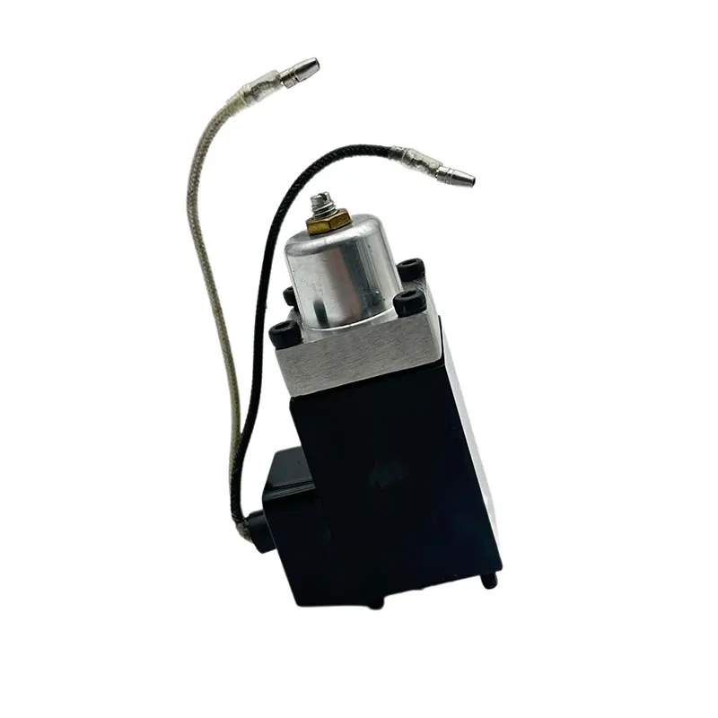 

SUNORO Excavator accessories Kato 700 1023 820-3 hydraulic pump solenoid valve main pump KDRDE3K-10 40CL