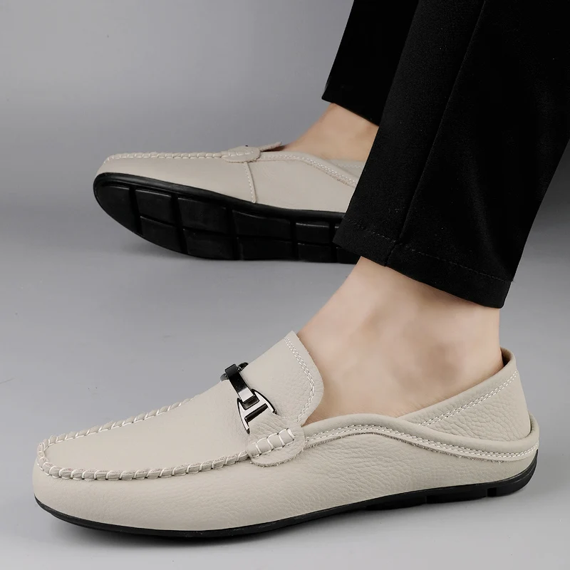 2026 High Quality Men's Comfortable Top Layer Cowhide Oversized Bean Shoes Fashionable Brand New Men's Outdoor Anti Slip Loafers