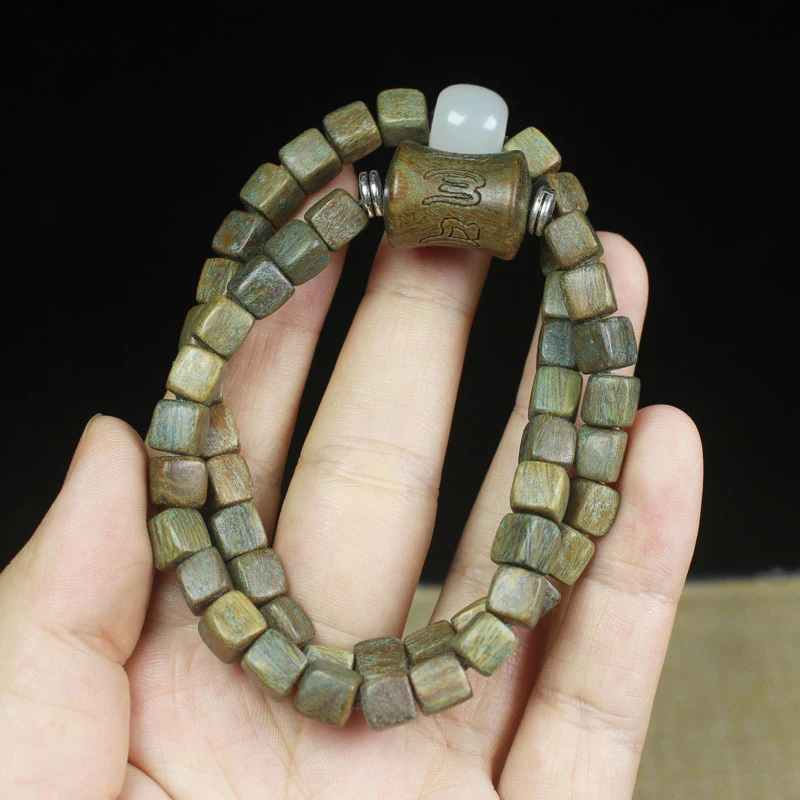 

American Small Hole Square with Fragrant Scent, Green Sandalwood Bamboo Joint Carved Bead Bracelet