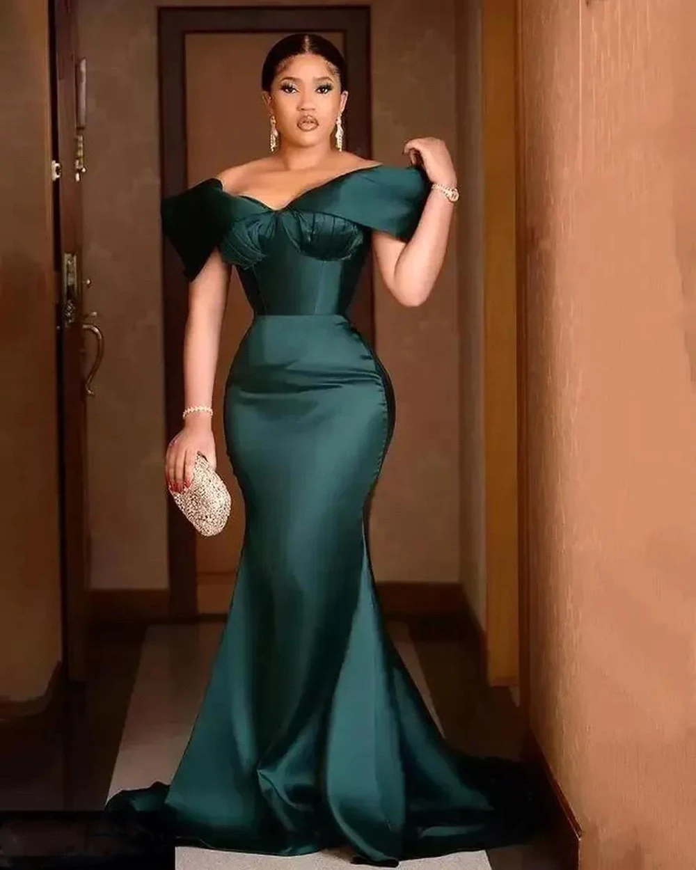 Dark Green Mermaid Evening Dresses Off Shoulder Satin Ruffled Long Robe Femme African Plus Size Pleated Formal Party Prom Gowns