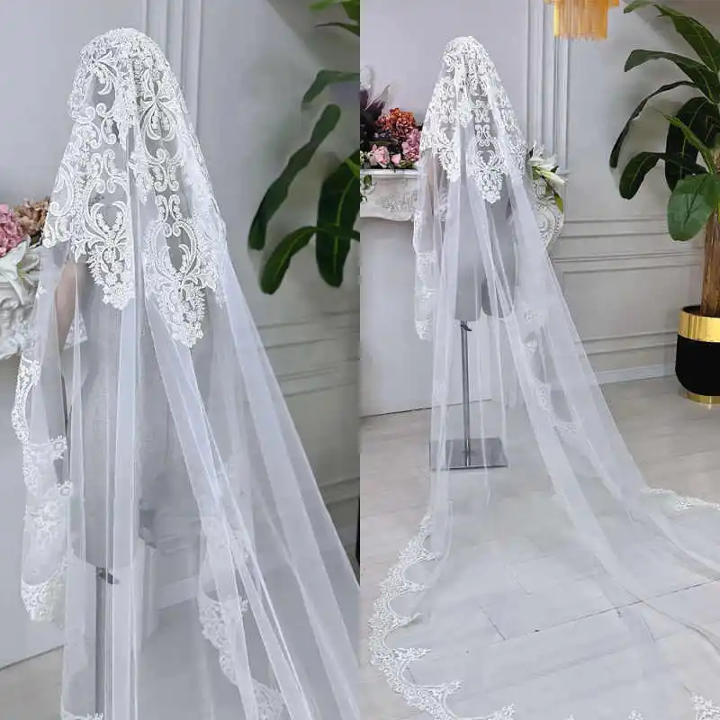 

Elegant Lace Appliques Bridal Veils 3M Cathedral Length One Layer Wedding Veils With Comb Customized Velo De Novia