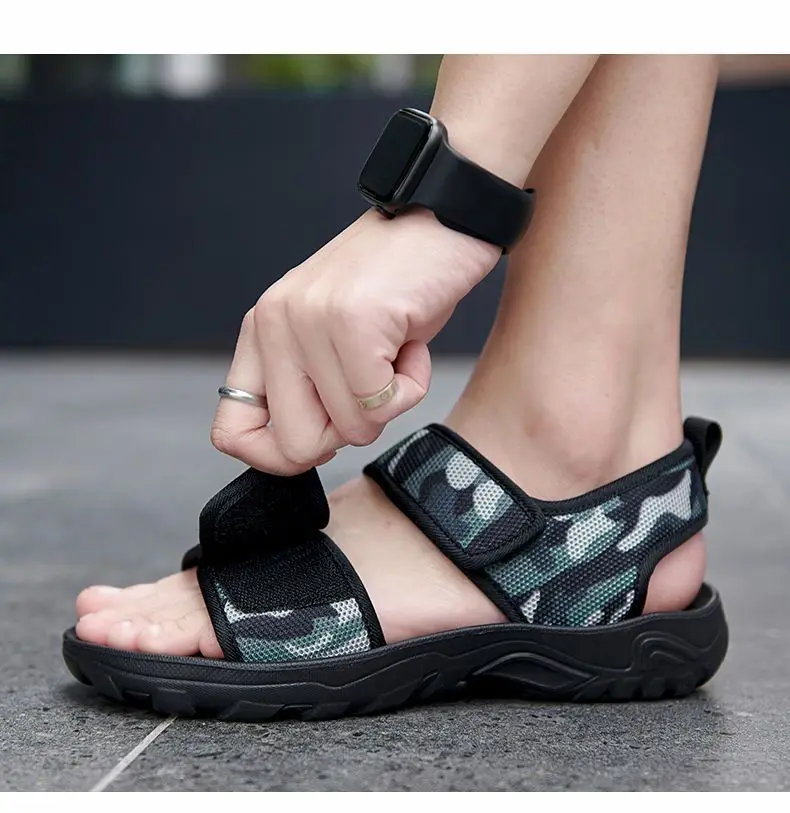 Men Sandals Summer High-end Platform Sandals Trend Handsome Non-slip Sandals Men