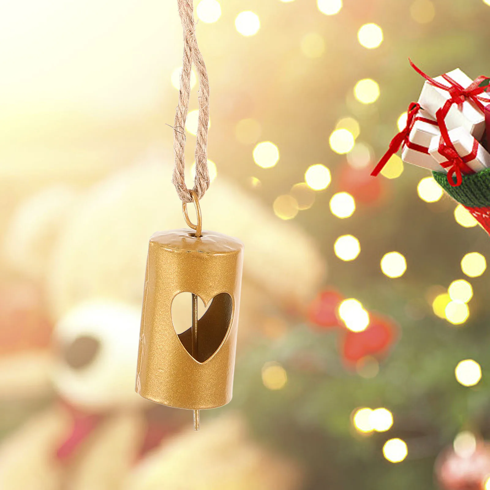 

2 pcs Metal Cow Decorative Xmas Bells Vintage Christmas Ornaments Golden Hanging Wind Bells Festive