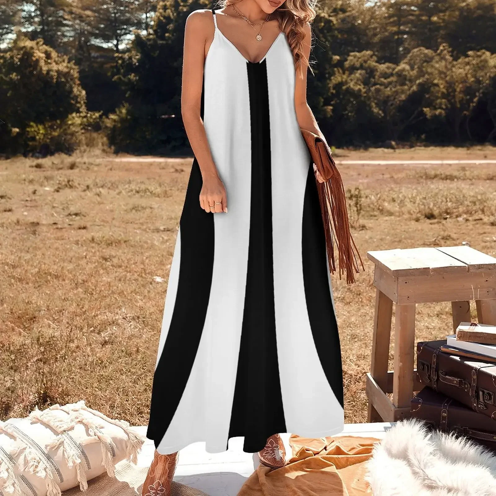 Black on White Retro Sixties Mod Sleeveless Dress party dresses woman luxury dresses Dress