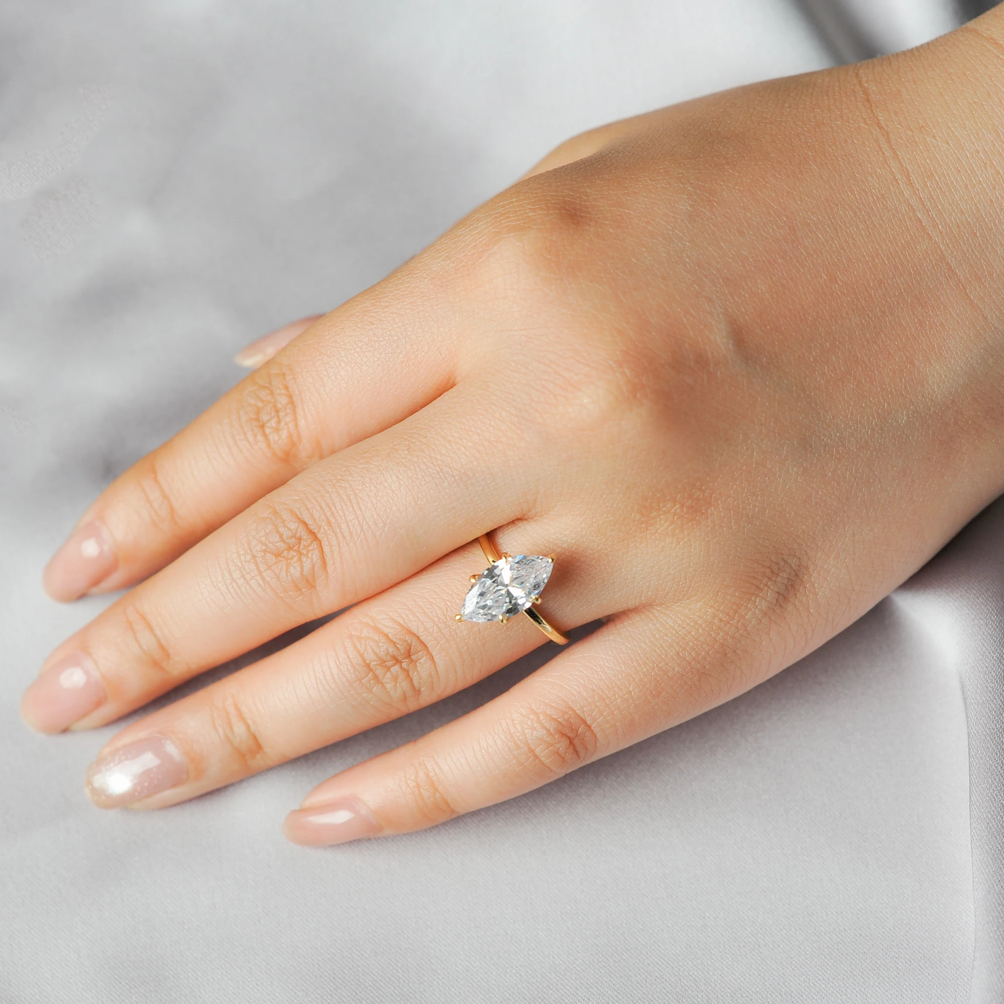 POTIY 9ct 5A Marquise-Schliff Zirkonia Solitär-Verlobungsring 925 Sterling Silber Vergoldet Brautgeschenk für Sie – Detail 11