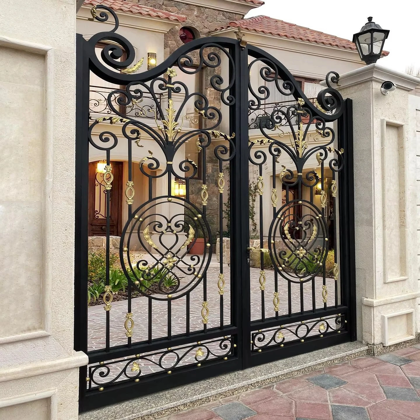 Classic Cast Iron Sliding Gate, Anti Corrosion Garden Steel Door, Heat Treated Custom Height Outdoor Fence Design