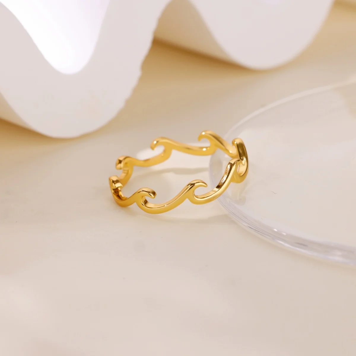 Free Shipping Vintage Geometric Wave Ring For Women Stainless Steel Gold Color Ring 2025 Fashion Wedding Couple Jewelry Gift