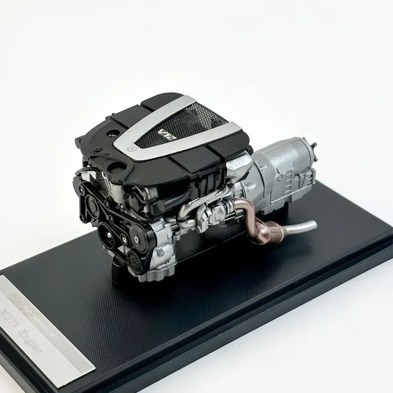 B-M MH MOTORHELIX 1:18 Alfa Romeo & Mitsubishi EVO fourth generation static engine model