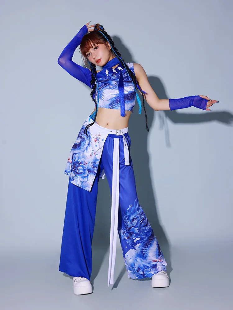 زي رقص وطني أزرق للنساء، ملابس رقص الجاز المثيرة للبالغين، زي رقص للعروض الجماعية التقليدية الصينية