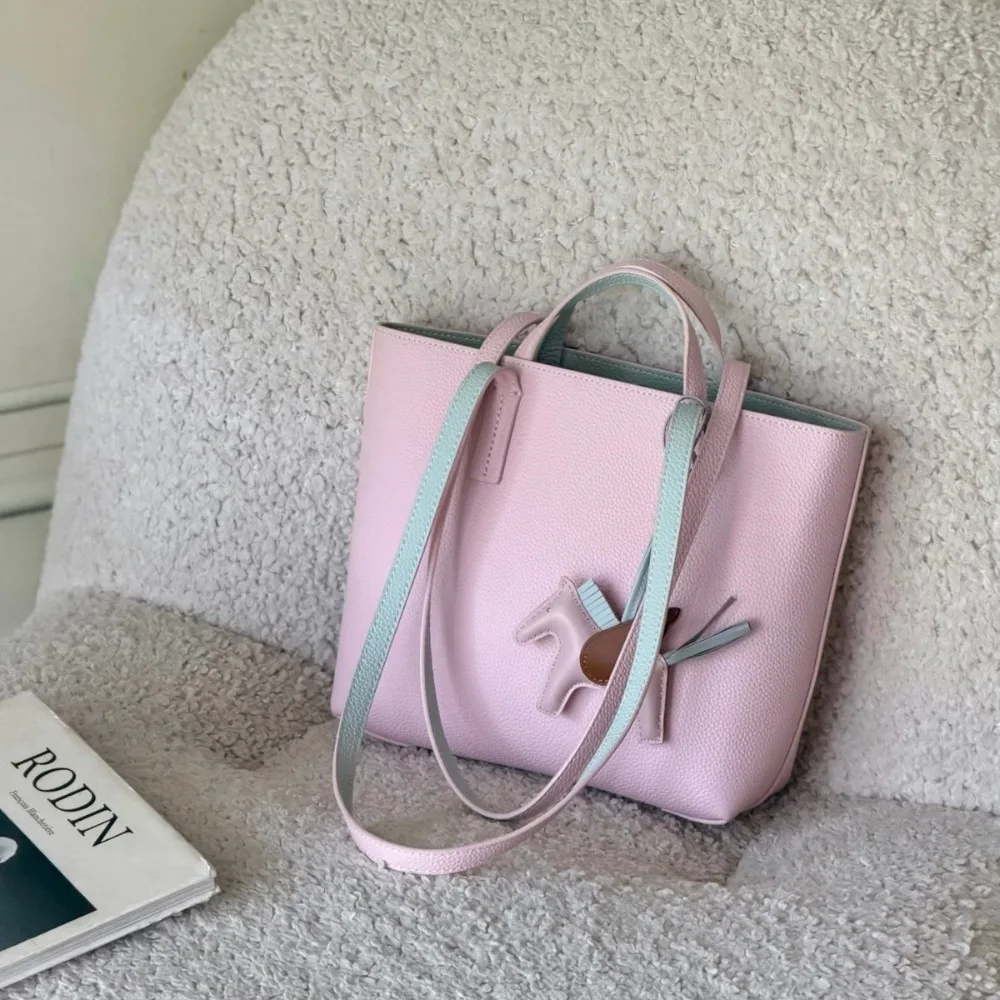 

Double-sided Back Large-capacity Commuter Bag, Women's Shopping Bag, One-shoulder Portable Tote Dopamine. Stylish Simplicity