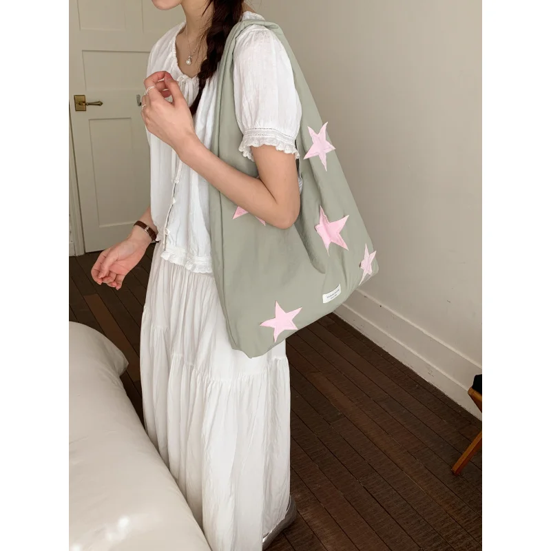 

Korean-style casual star-embroidered bag for women2026New lightweight underarm shoulder bag, versatile commuter tote bag