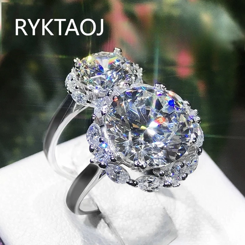 925 Sterling Silver Big Oval Moissanite Ring for Women Halo Surrounded Sparkling Cubic Zirconia Wedding Band Luxury Jewelry Gift