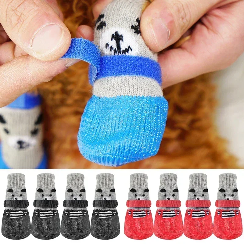 4 pçs/set meias para cães meias de malha quente para gatos cães à prova dwaterproof água sapatos de gato à prova de riscos pé cobre anti escaldadura pés pet meias de pelúcia