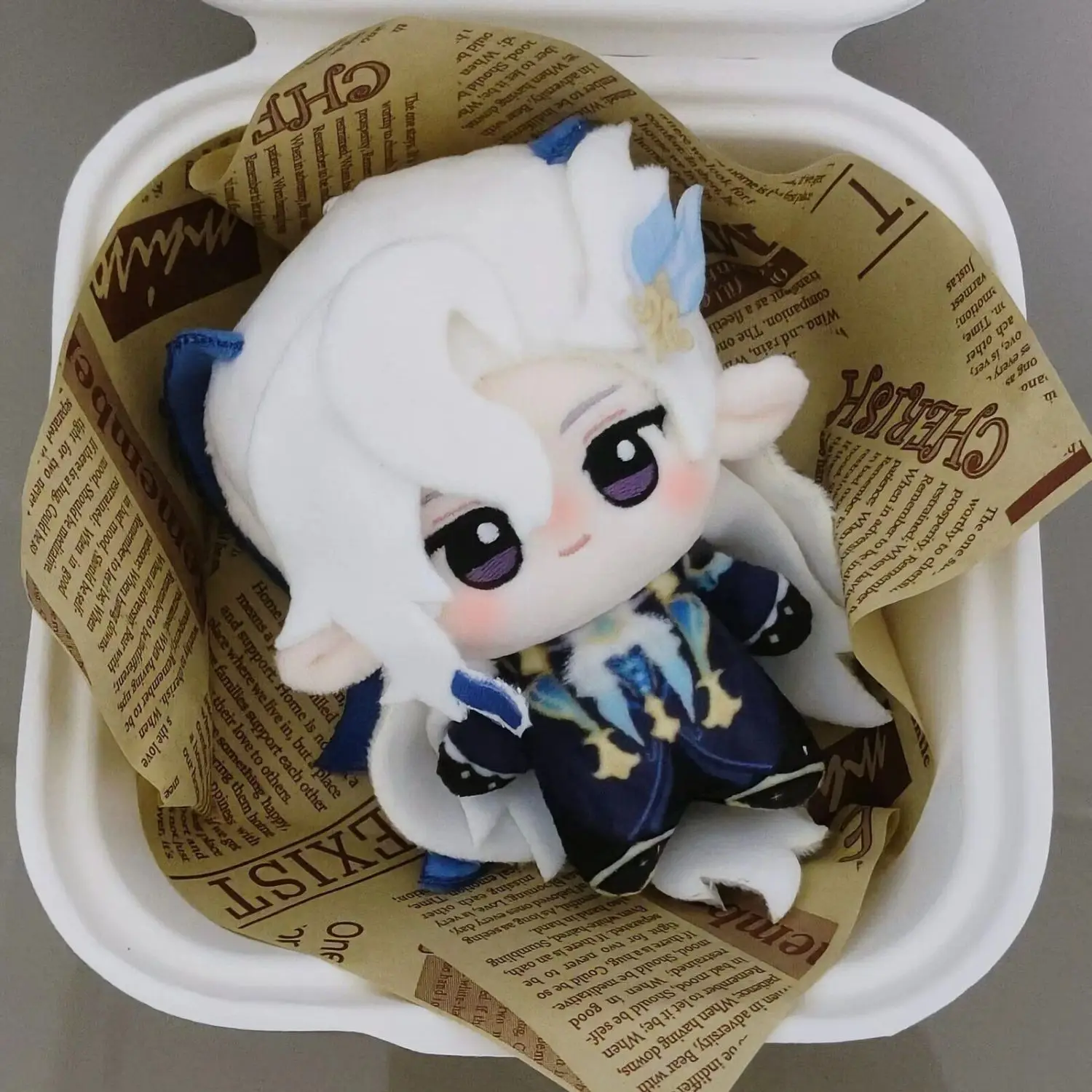 Gioco Genshin Impact Neuvillette 10 cm Portachiavi Anime Figura di cartone animato Idol Peluche Cuscini Ragazza Regalo di compleanno Cuscino Cosplay Natale