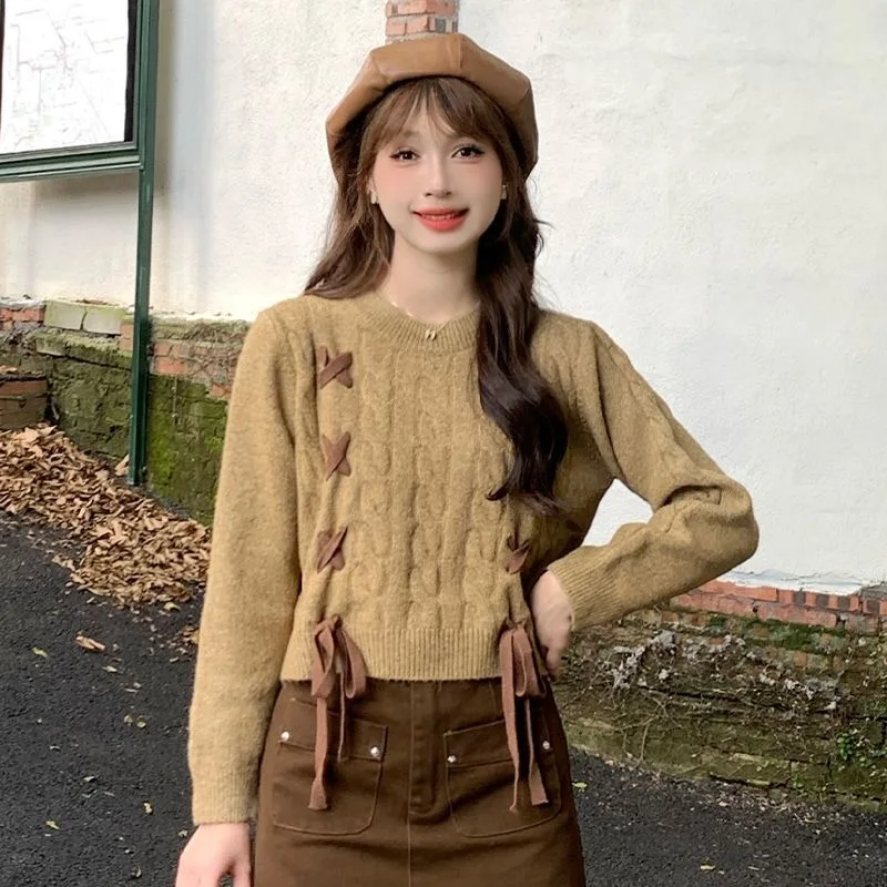 

Kimotimo Twisted Sweater Women 2025 Autumn Winter Vintage Bandage O-Neck Short Pullover Fashion Slim Versatile Y2k Knitted Tops