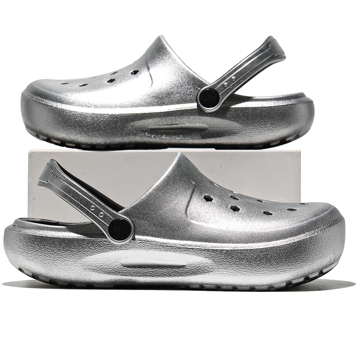 Goldene Casual Clogs und Pantoletten, Leichte EVA-Gartenschuhe, Rutschfeste Sandalen, Atmungsaktive Slip-On Schuhe für Drinnen und Draußen 666 – Detail 9