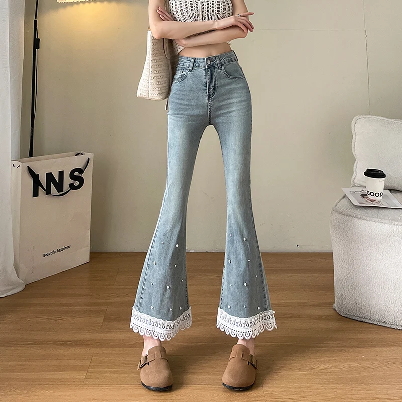 Summer New Women's Petite White Flare Jeans Vintage American Style Lace Trim Pearl Decor Slim Fit Casual Streetwear Denim Pants