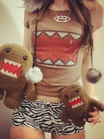 2025 summer new women Y2K Girl Retro Hot Fix Rhinestone Application Round  Neck Top T-shirt  Funny Vintage Tama Jun Top