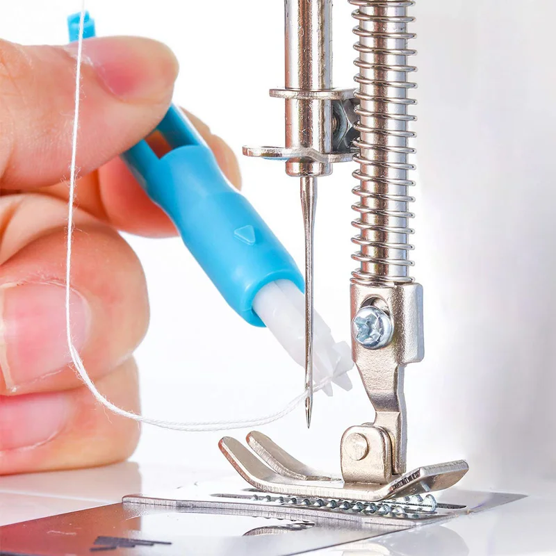 Sewing Machine Needle Threader Portable Stitch Insertion Tool Automatic Threader Quick Sewing Threader Household Accessories