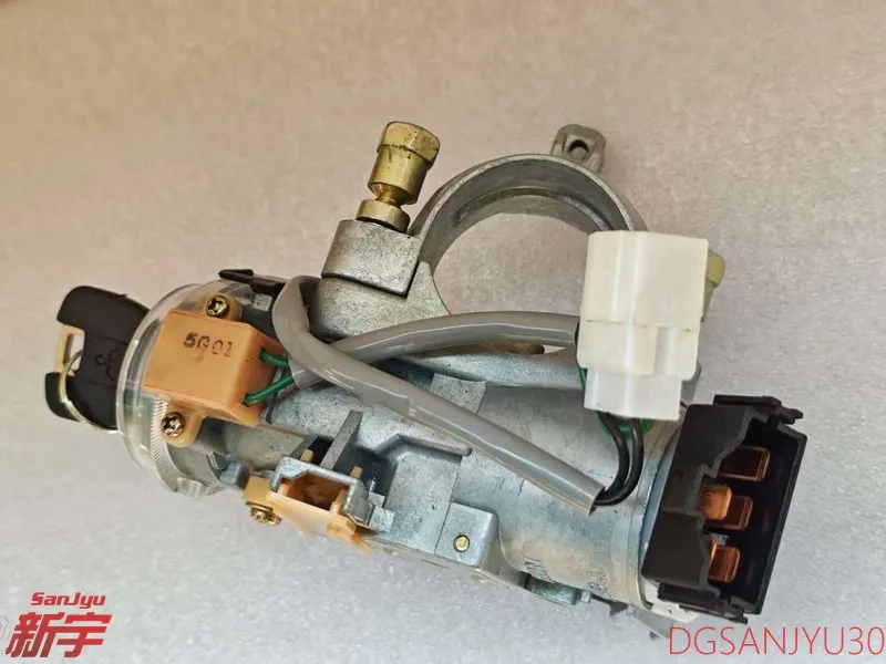 LANCER CS0A PAJERO IO H77W SWITCH ASSY,ENG STARTING AND CYLINDER,STEERING LOCK MR334282 AND MR972196