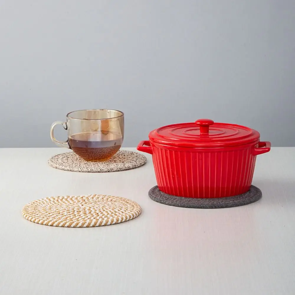 

4Pcs Round Shape Trivets for Hot Dishes 18-33cm Braided Design Table Placemats Set Cotton Thread Heat Resistant Hot Pads