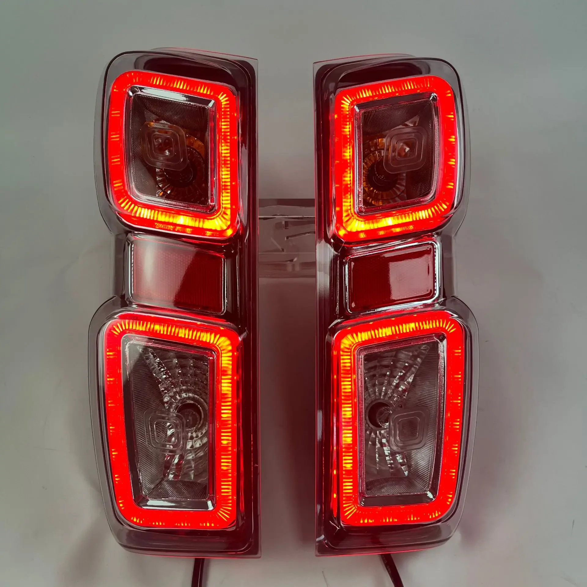 Pair Left&Right Tail Light Assembly For Isuzu D-max Dmax RG01 Pickup UTE 2020-2022 Rear Taillight Warning Light Reversing Light