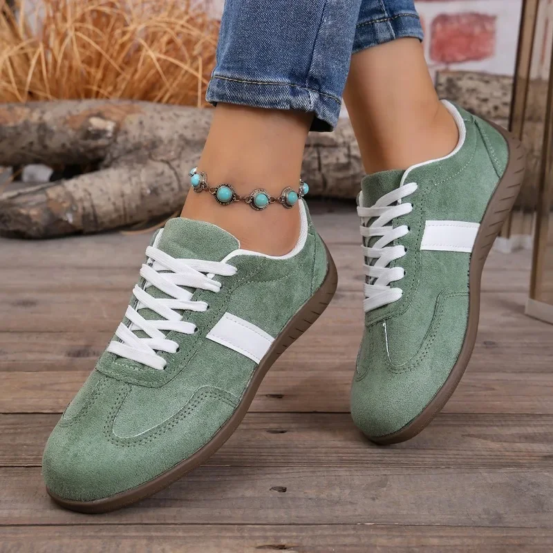 2026 Lightweight Casual Women's Sneakers Soft Soled Comfort Loafers Fashion New Comfort Round Toe Women Shoes