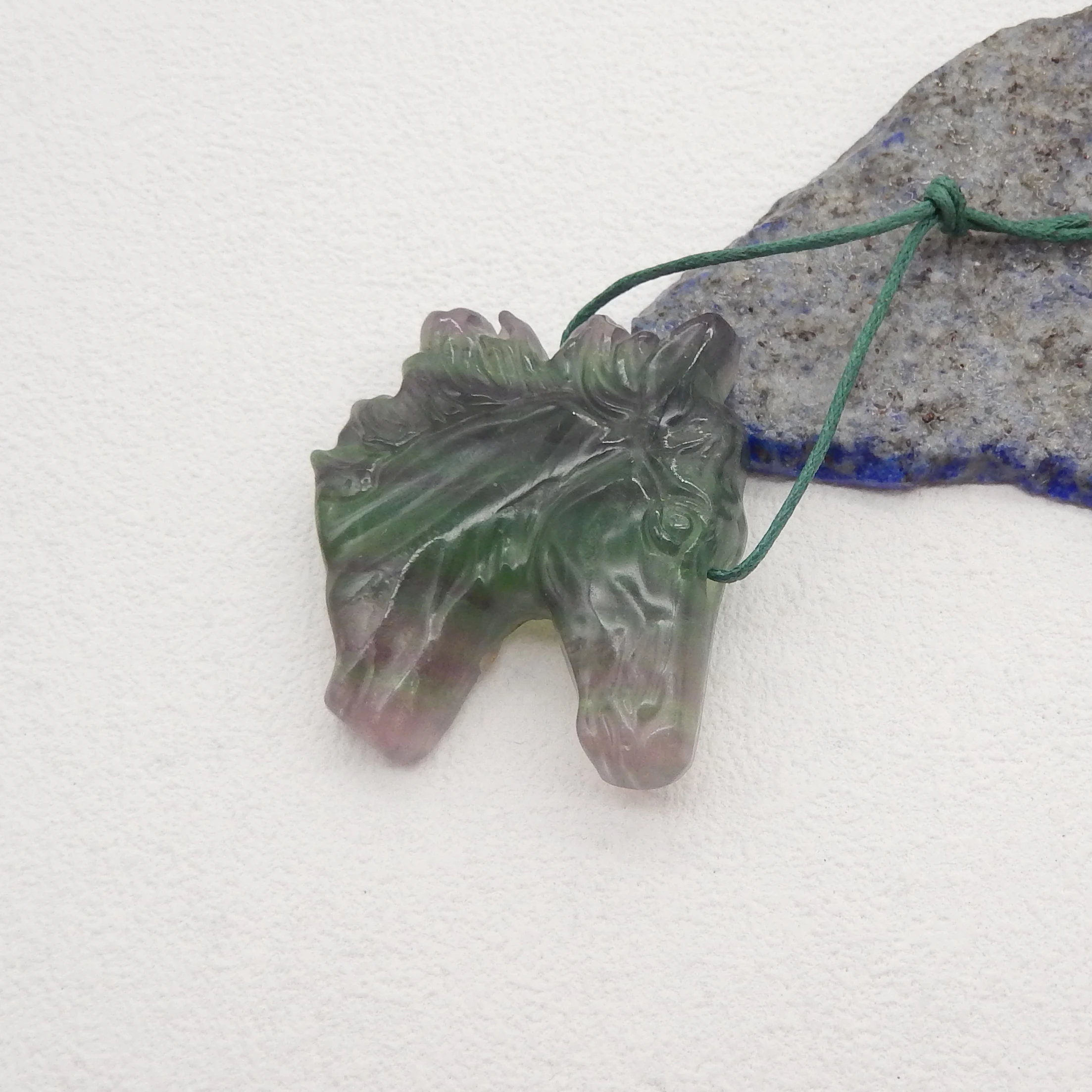 Semiprecious Natural Stone Rainbow Fluorite Carved Horse Head Pendant Bead,Fashion Jewelry Necklace Accessories 47x49x9mm 29g