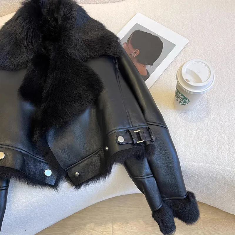Faux PU Leather Coats Women Fur Collar Coat Thick Warm Short Jackets 2025 Streetwear Button Open Stitch Jacket Autumn Winter
