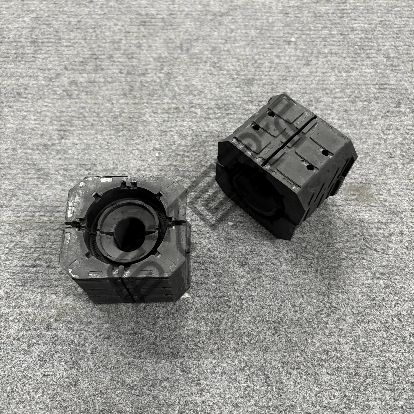Front Stabilizer Bracket Bushing a Pair 971411313K 971411313E 971411313G for Porsche Panamera 971