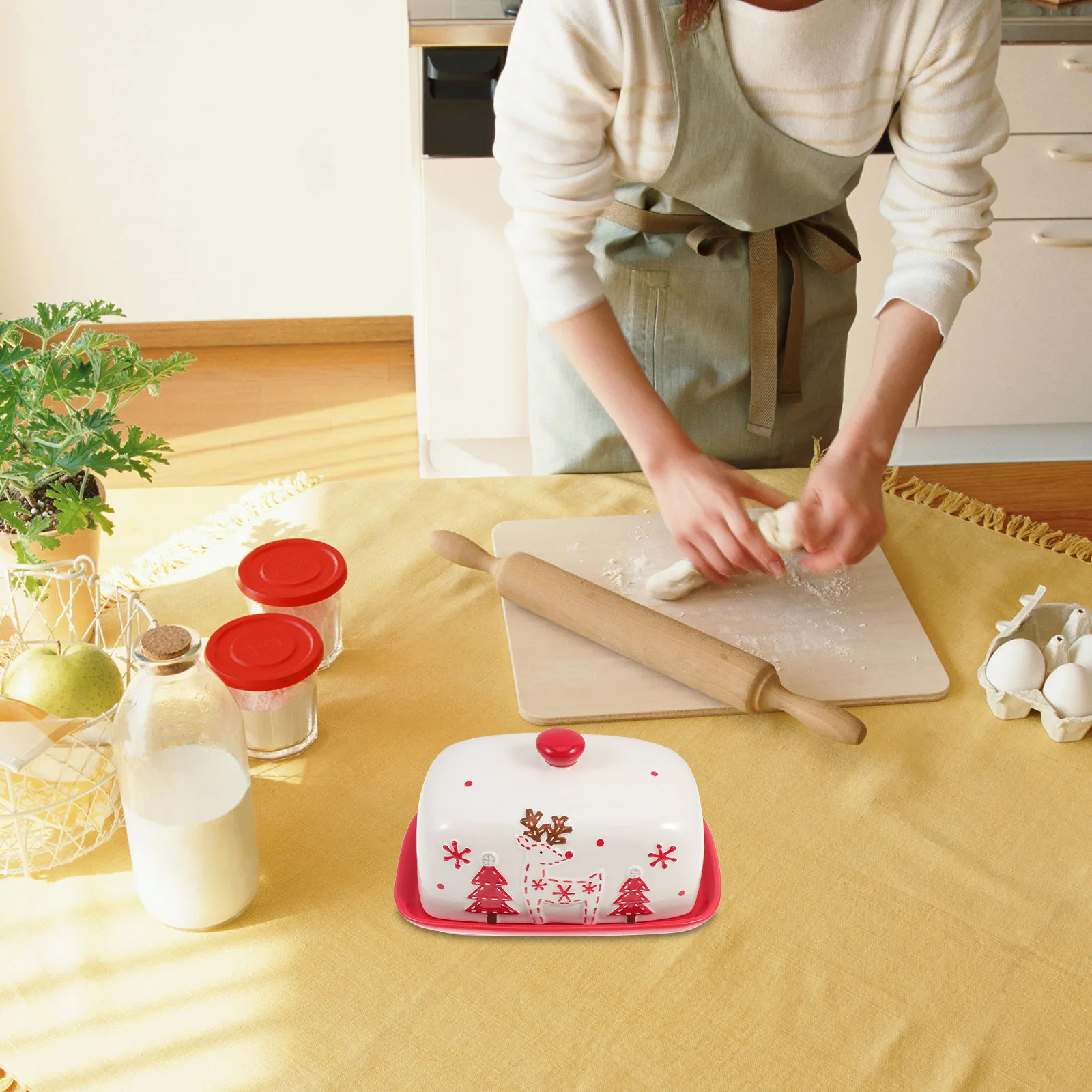 

Exquisite Christmas Style Ceramic Butter Dish with Lid Versatile Butter Cheese Container for Kitchen Dining Table Fridge