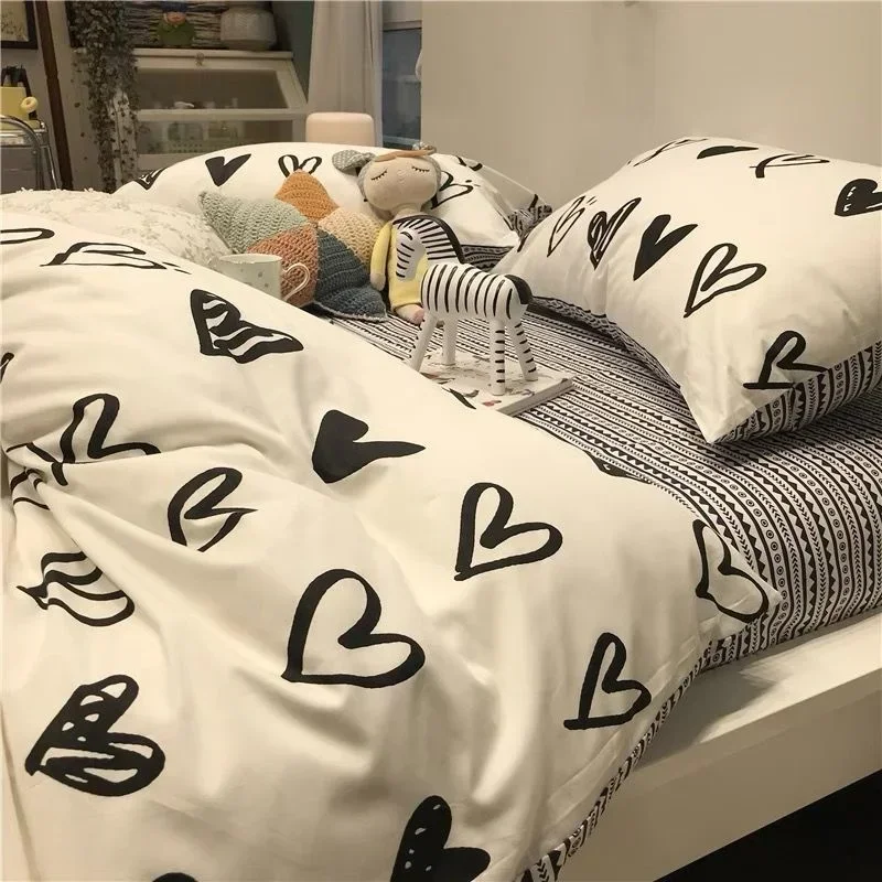 European Ins Loving Heart Home Bedding Set Simple Soft Duvet Cover Set with Bed Flat Sheet Quilt Cover Pillowcases Bed Linen