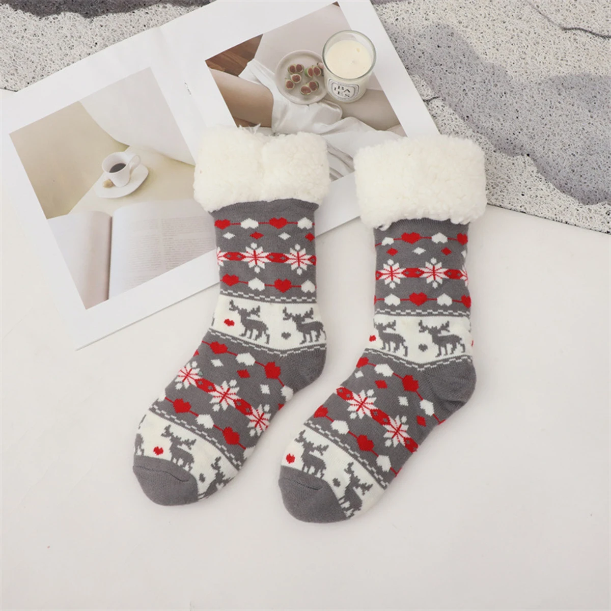 Winter Anti-slip Thickened Christmas Floor Socks Women's Christmas Woolen Socks Nordic Warm Thick Fabric Slippers DN