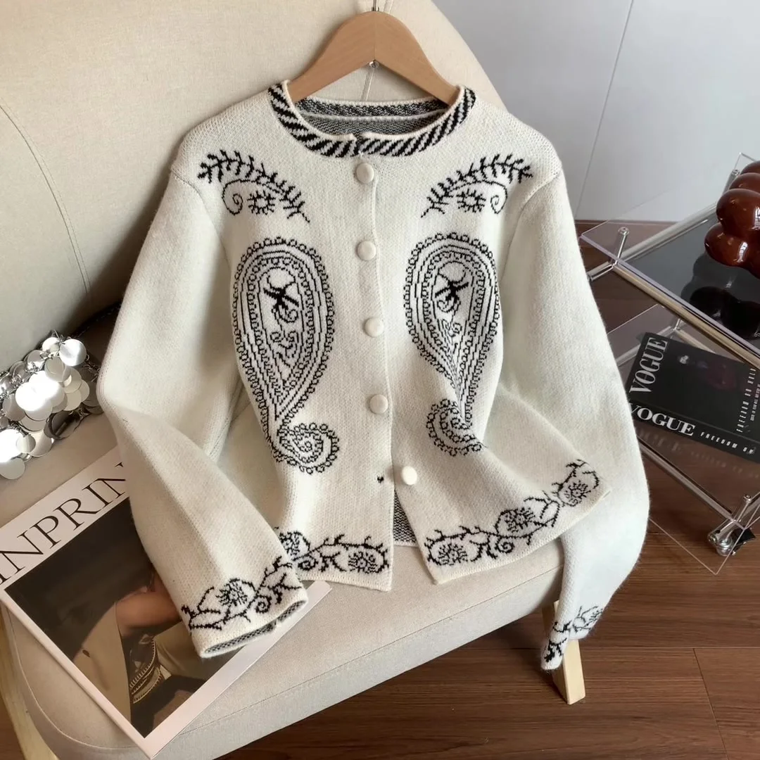 

Женский белый кардиган с вышивкой, свитер, винтажный джемпер 2000-х годов Y2k с круглым вырезом, трикотаж, укороченный свитер с длинными рукавами, осенняя одежда