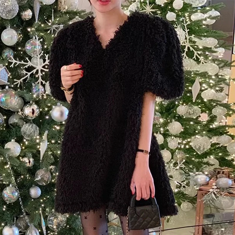 Clothland Women Elegant White Black Fur Dress V Neck Short Sleeve A Line Party Event Club Mini Dresses Vestido QD305