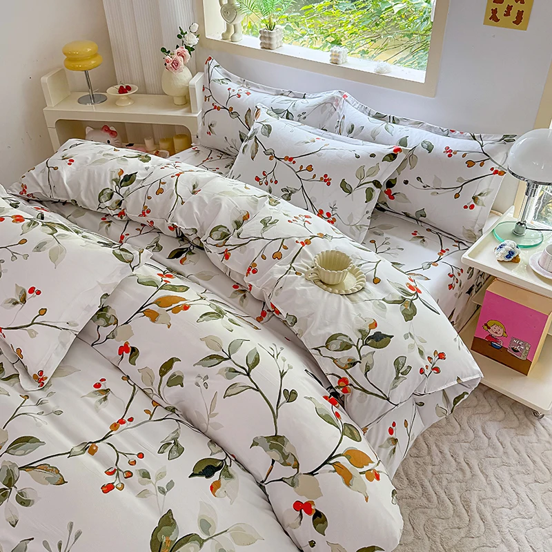 1PC White Floral Print Duvet Cover, Green Leaf & Red Berry Pattern Bedding for Fresh Nature-Inspired Bedroom Decor