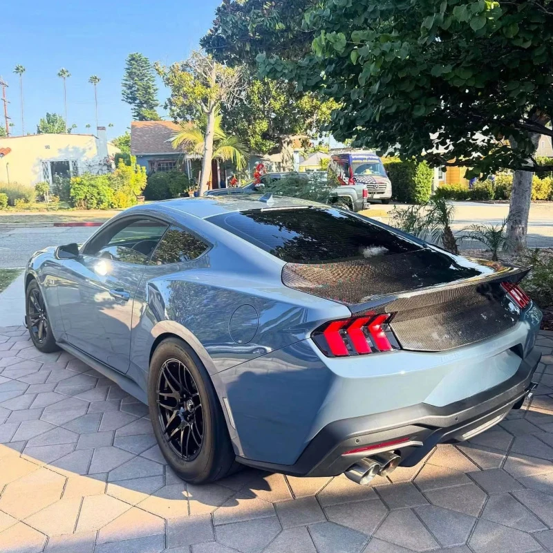 

Sporty Racing CSL Style Real Carbon Fiber Trunk Lid Professional Auto Body Upgrade For Mustang 2024+