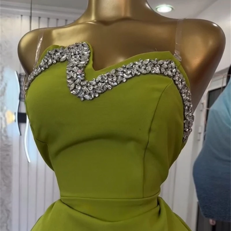 Moda 2 pezzi set da donna diamante strass caldi top corto e pantaloni a gamba larga a pieghe due abiti tuta nuovo vestito autunnale 2025