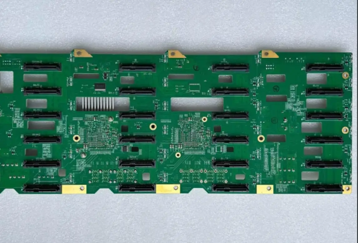 Server Hard Disk Backplane BPN-SAS3-846EL1 24 bays 12GB Backplane