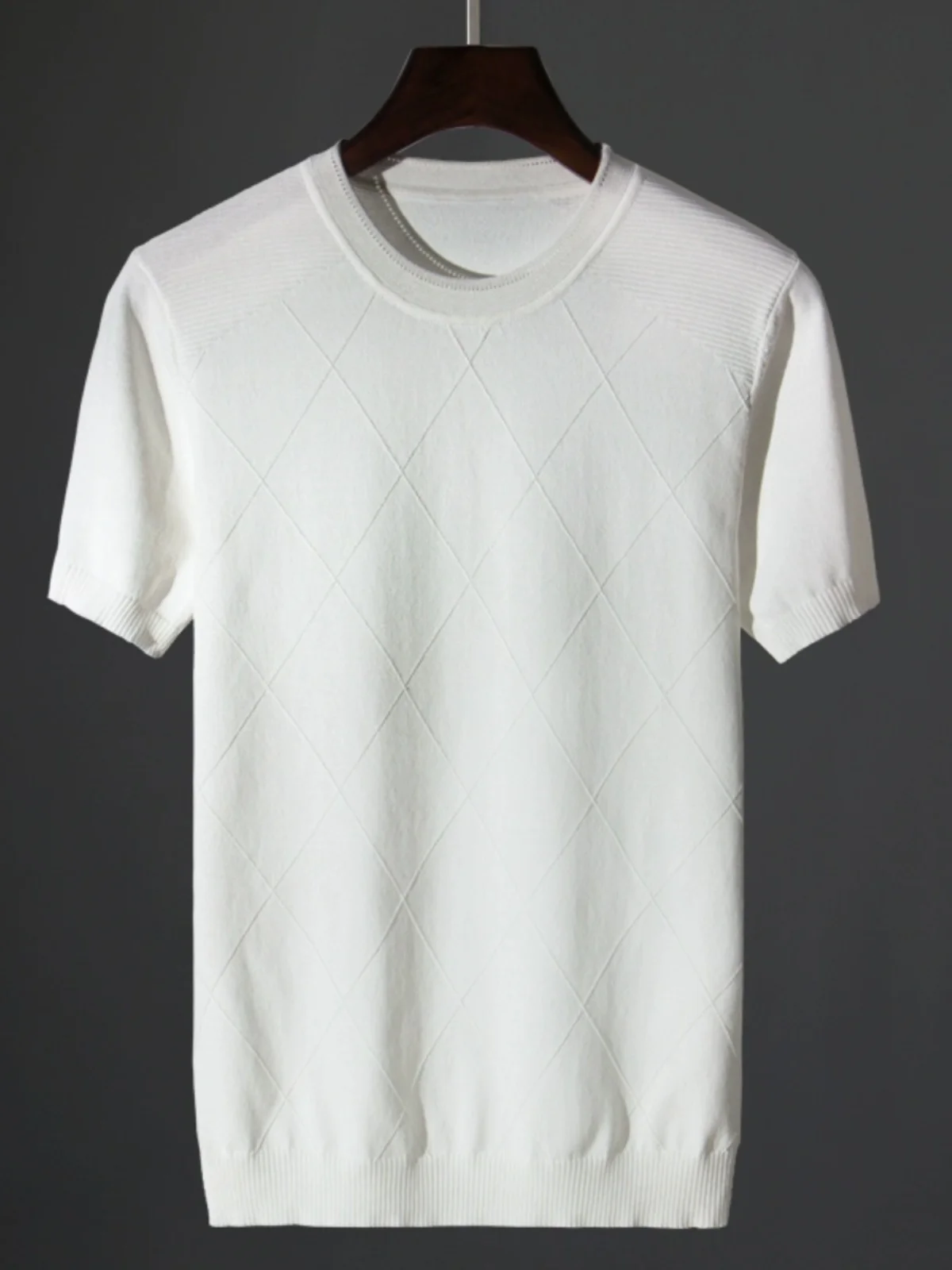 

Весенняя тонкая трикотажная футболка с коротким рукавом для мужчин, модная молодежная футболка с круглым вырезом, простая белая базовая футболка для повседневной носки