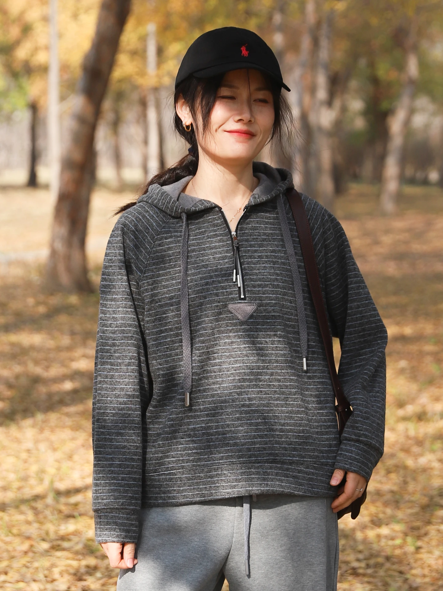 Autumn Valley Women's Hoodie Casual Loose Fit Zipper Ne Wool Blend Striped Splicing Sweatirt Comfortable Long Sve