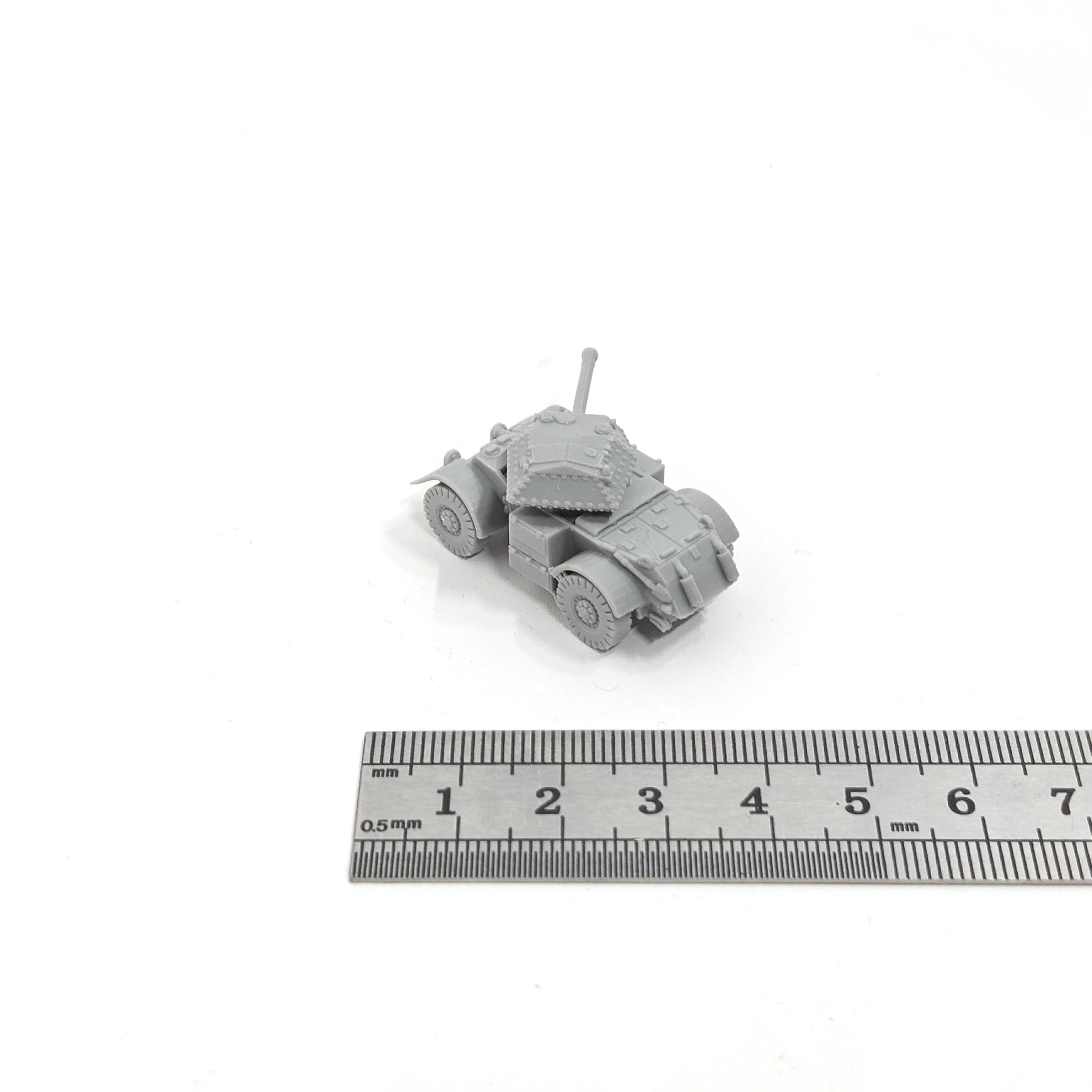 WWII British Mk III Tank,3D Printed,1/144 Scale Mini Tank Model,Resin,Paintable view 4