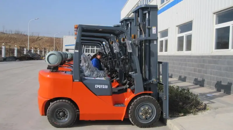 Carretilla elevadora GPL de 3,0 toneladas