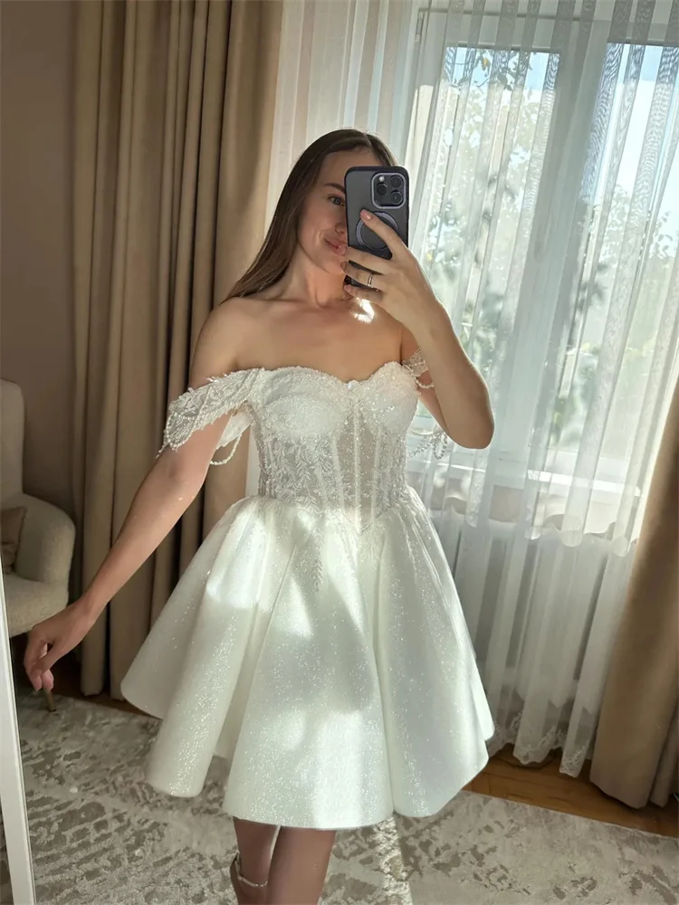 Customized New Arrival Off Shoulder Sweetheart Neckline Mini Wedding Dress Elegant Lace-up Back Short Length Gown For Bride