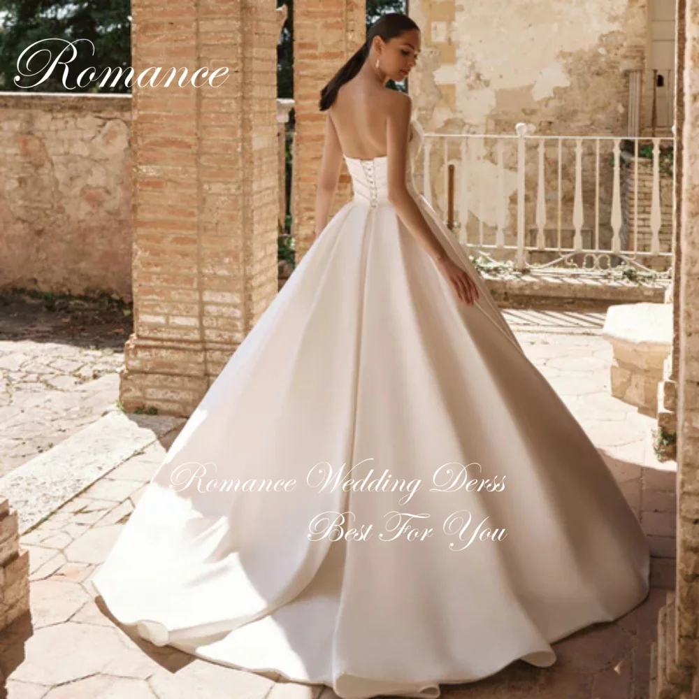 Robe De mariée trapèze moderne plissée et perles, sans bretelles, avec traîne De balayage, sans manches, dos nu, personnalisée, 2025