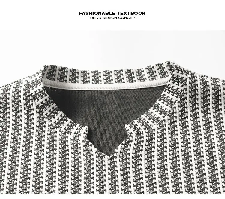 Herren-T-Shirt mit V-Ausschnitt, kurzen Ärmeln, vertikal gestreiftem Jacquard-Stoff, lockerer Passform, atmungsaktiv, lässig, für den Alltag, mit abgerundetem Saum. – Detail 3